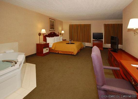 Quality Suites Pineville - Charlotte Pokoj fotografie