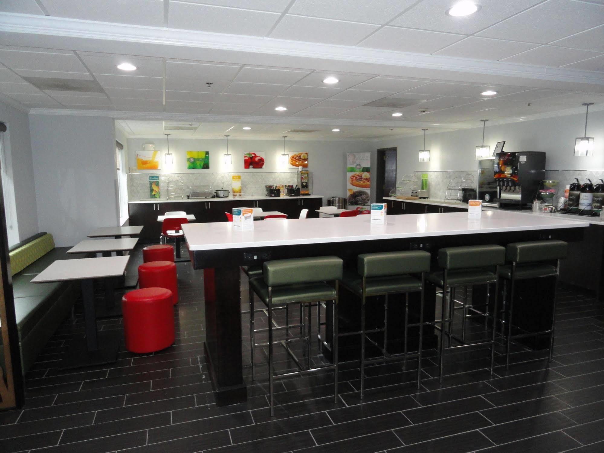 Quality Suites Pineville - Charlotte Exteriér fotografie